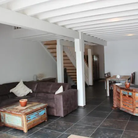 Seewirts Strandhaus מלון 2*